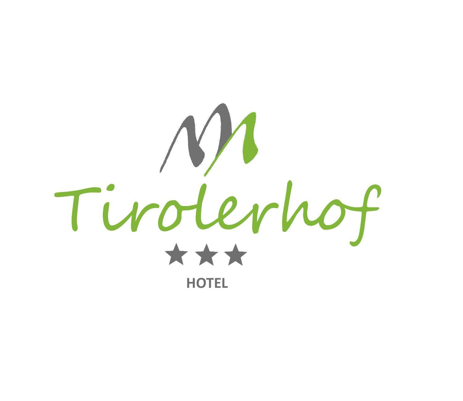 Hotel Tirolerhof เตเรนโต ภายนอก รูปภาพ